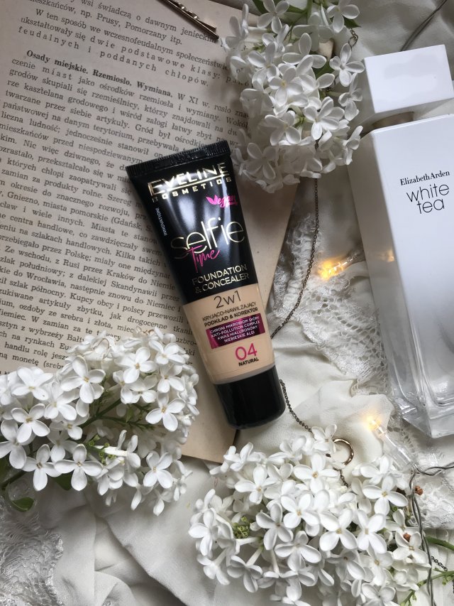 Eveline Selfie Time, Foundation & Concealer, Podkład-korektor do twarzy 2 w 1, Kryjąco-nawilżający, 04 Natural