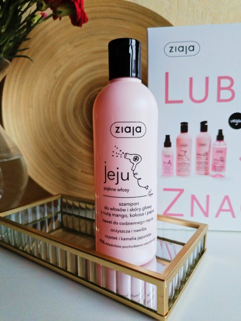 Ziaja Jeju, Piekne włosy, Szampon do włosów i skóry głowy, Z nutą mango, kokosa i papai, Oczyszcza i nawilża