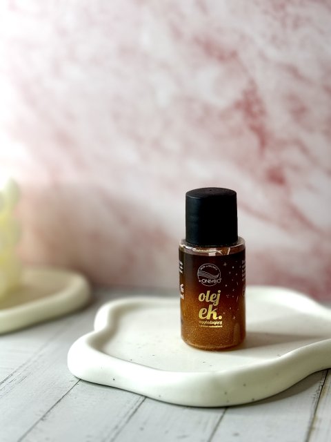 OnlyBio Hair in Balance, Olejek do włosów, Wygładzający, Z efektem rozświetlenia 