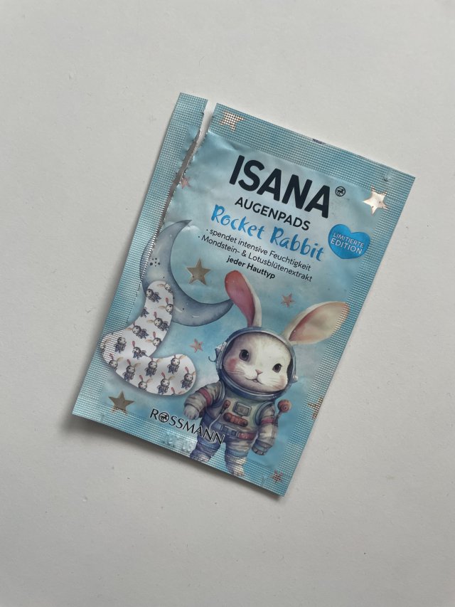 Denkowanie część druga :) Grudzień, kosmetyki w świątecznych opakowaniach lub w świątecznych kolorach: czerwonym, zielonym i złotym 