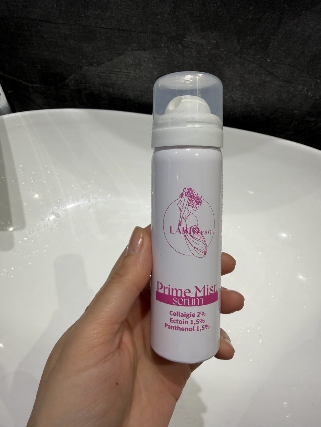 Denkowanie część druga :)  Kwiecień w wiosenno-wielkanocnych barwach - denkuję w żółci, zieleni, bieli i różu. 🐣🍀🐇🌸