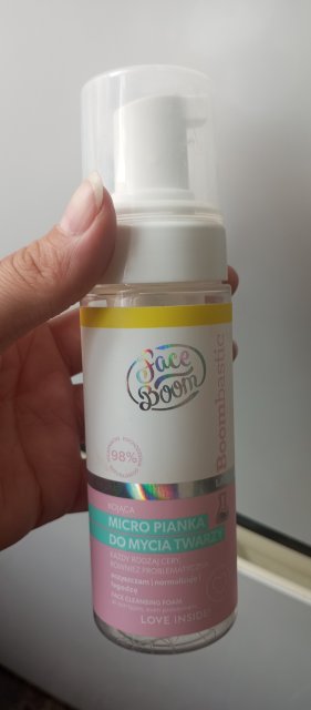 Denkowanie część druga :)  Kwiecień w wiosenno-wielkanocnych barwach - denkuję w żółci, zieleni, bieli i różu. 🐣🍀🐇🌸