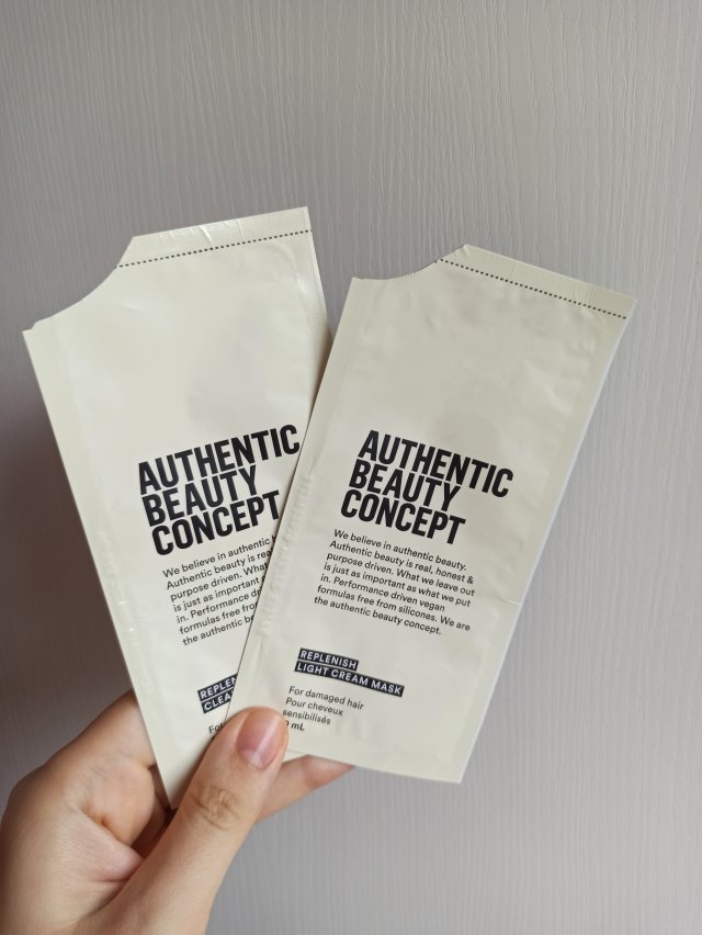 Denkowanie część druga :)  Kwiecień w wiosenno-wielkanocnych barwach - denkuję w żółci, zieleni, bieli i różu. 🐣🍀🐇🌸