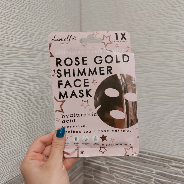 Denkowanie część druga :)  Kwiecień w wiosenno-wielkanocnych barwach - denkuję w żółci, zieleni, bieli i różu. 🐣🍀🐇🌸