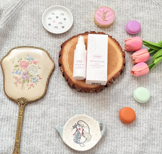 Ziaja Satin Glow, Serum ultranawilżające do twarzy