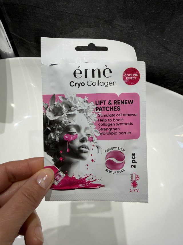 Denkowanie część druga :)  Kwiecień w wiosenno-wielkanocnych barwach - denkuję w żółci, zieleni, bieli i różu. 🐣🍀🐇🌸