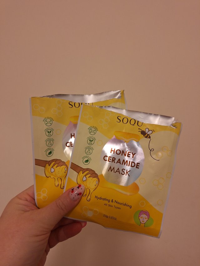 Denkowanie część druga :)  Kwiecień w wiosenno-wielkanocnych barwach - denkuję w żółci, zieleni, bieli i różu. 🐣🍀🐇🌸