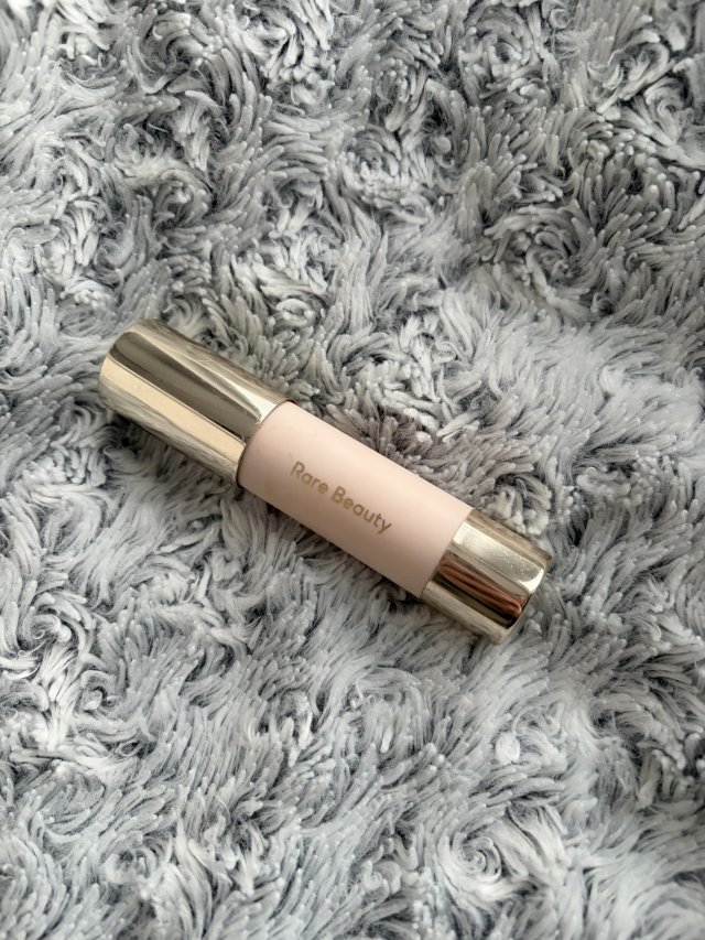bronzer w sztyfcie 