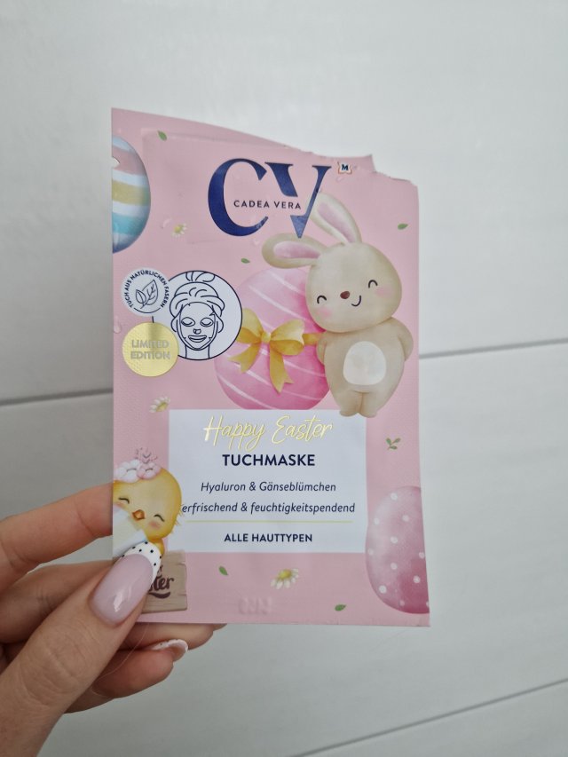 Denkowanie część druga :)  Kwiecień w wiosenno-wielkanocnych barwach - denkuję w żółci, zieleni, bieli i różu. 🐣🍀🐇🌸