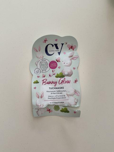 Denkowanie część druga :)  Kwiecień w wiosenno-wielkanocnych barwach - denkuję w żółci, zieleni, bieli i różu. 🐣🍀🐇🌸