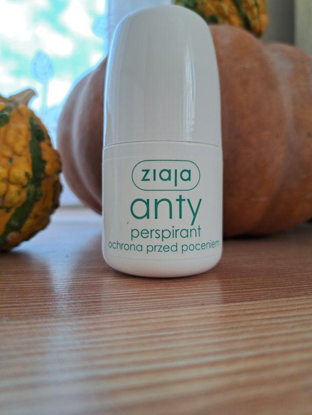 Ziaja Antyperspirant w kulce, Sensitiv