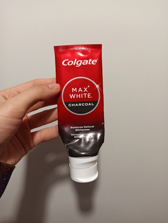 Denkowanie część druga :)  Kwiecień w wiosenno-wielkanocnych barwach - denkuję w żółci, zieleni, bieli i różu. 🐣🍀🐇🌸