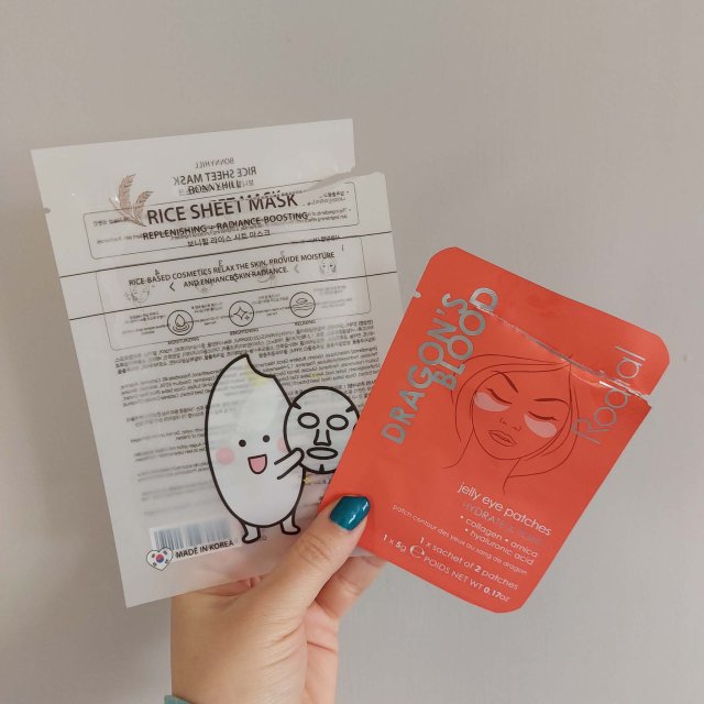 Denkowanie część druga :)  Kwiecień w wiosenno-wielkanocnych barwach - denkuję w żółci, zieleni, bieli i różu. 🐣🍀🐇🌸