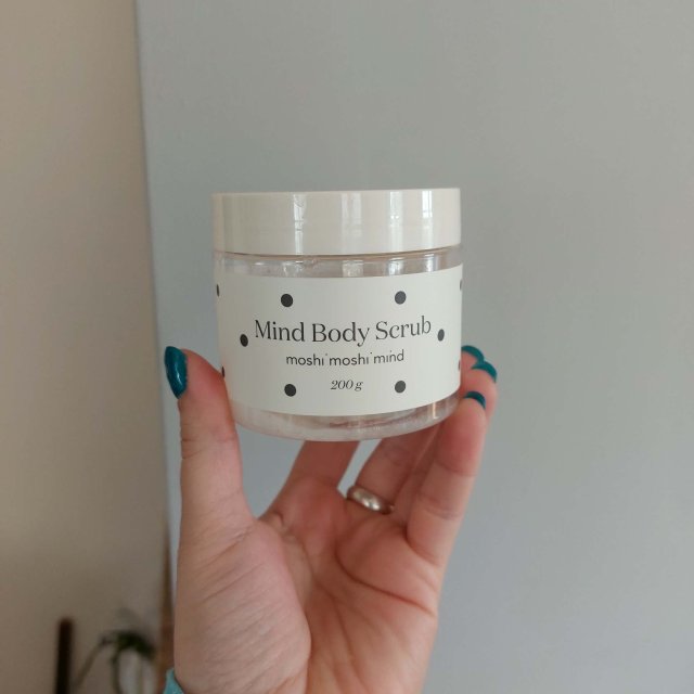 Denkowanie część druga :)  Kwiecień w wiosenno-wielkanocnych barwach - denkuję w żółci, zieleni, bieli i różu. 🐣🍀🐇🌸