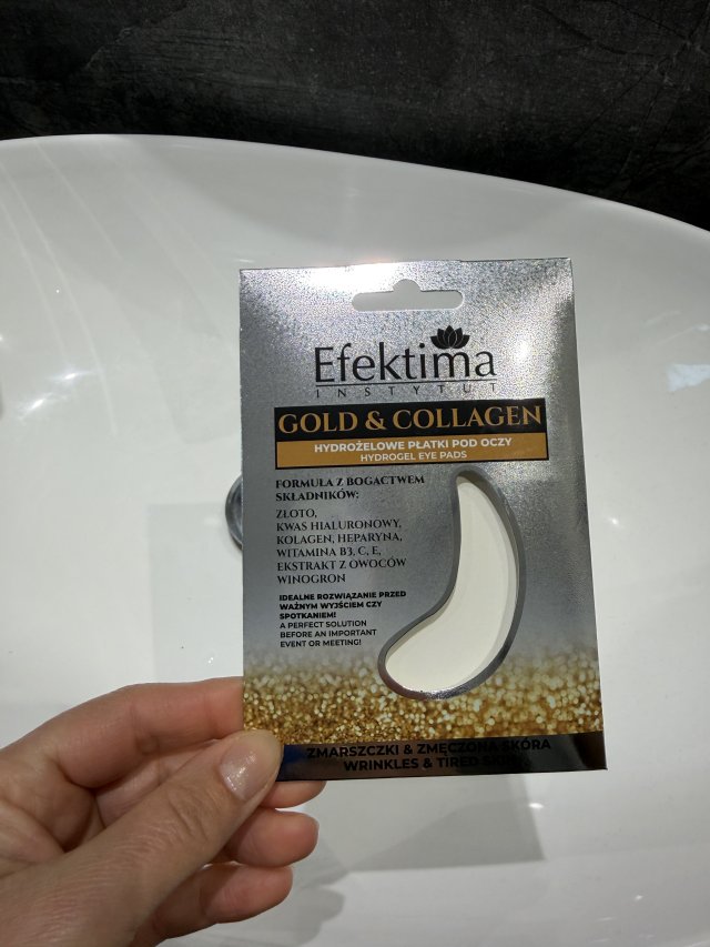 Denkowanie część druga :)  Kwiecień w wiosenno-wielkanocnych barwach - denkuję w żółci, zieleni, bieli i różu. 🐣🍀🐇🌸