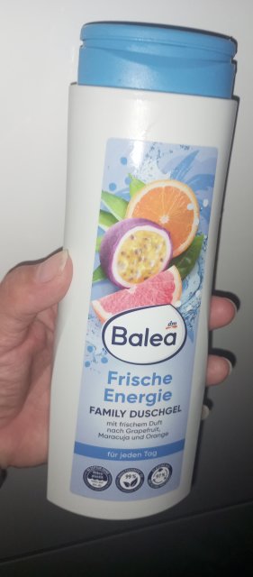 Denkowanie część druga :)  Kwiecień w wiosenno-wielkanocnych barwach - denkuję w żółci, zieleni, bieli i różu. 🐣🍀🐇🌸