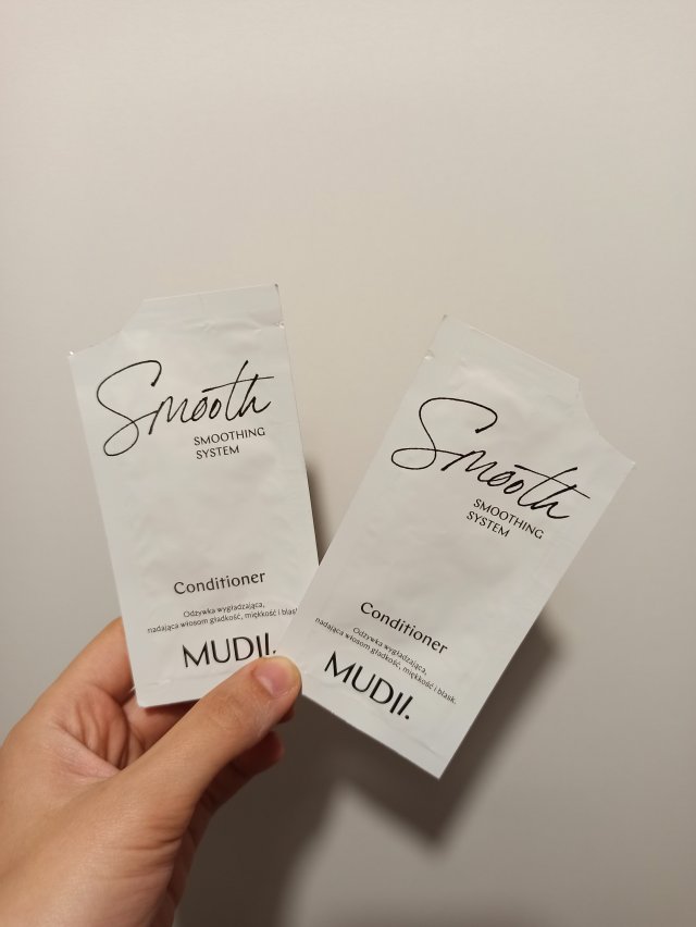 Denkowanie część druga :)  Kwiecień w wiosenno-wielkanocnych barwach - denkuję w żółci, zieleni, bieli i różu. 🐣🍀🐇🌸