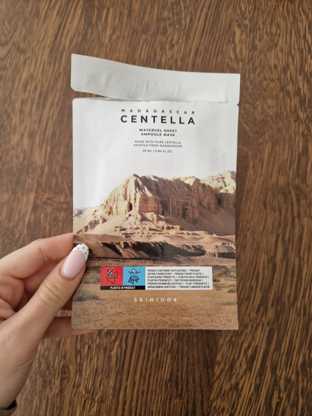 Denkowanie część druga :)  Kwiecień w wiosenno-wielkanocnych barwach - denkuję w żółci, zieleni, bieli i różu. 🐣🍀🐇🌸