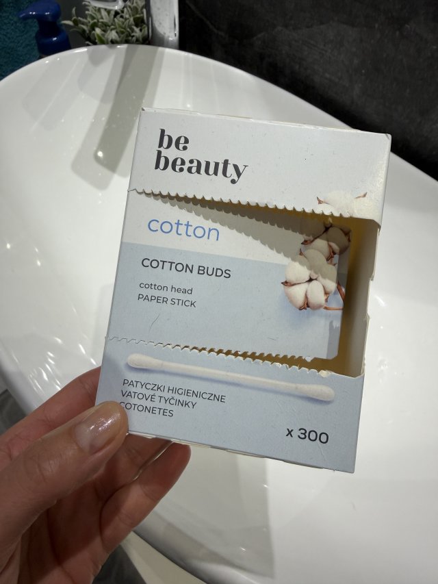 Denkowanie część druga :)  Kwiecień w wiosenno-wielkanocnych barwach - denkuję w żółci, zieleni, bieli i różu. 🐣🍀🐇🌸