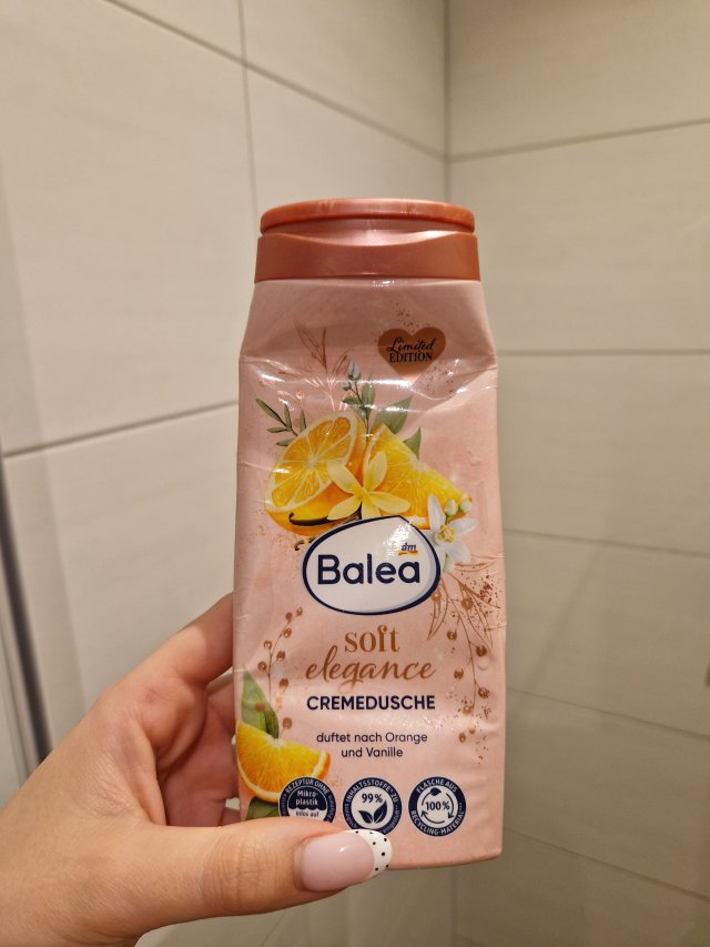 Denkowanie część druga :)  Kwiecień w wiosenno-wielkanocnych barwach - denkuję w żółci, zieleni, bieli i różu. 🐣🍀🐇🌸