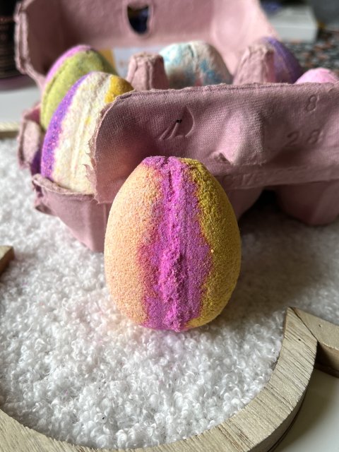 Pretty Suds Jajko do kąpieli, Aren't They Egg-cellent?, Popcorn