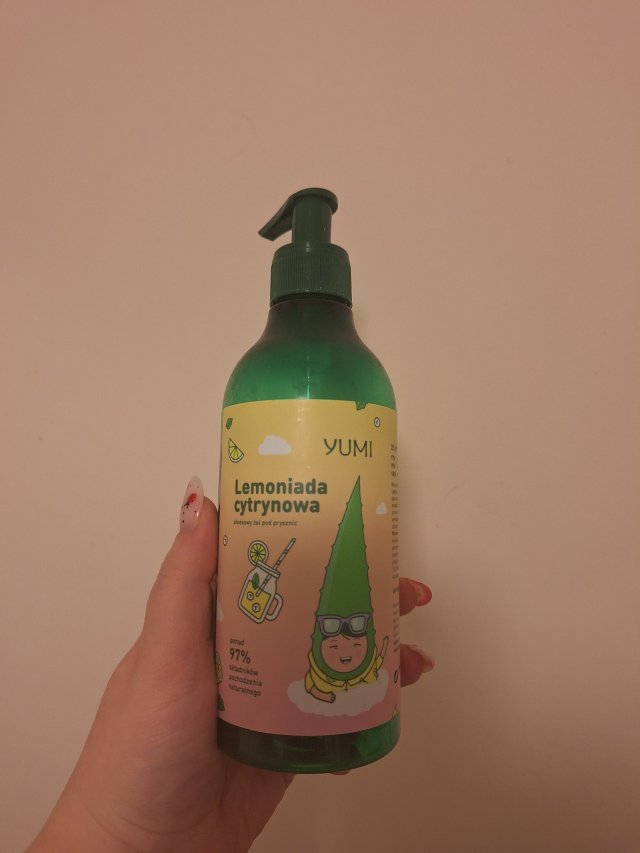 Denkowanie część druga :)  Kwiecień w wiosenno-wielkanocnych barwach - denkuję w żółci, zieleni, bieli i różu. 🐣🍀🐇🌸