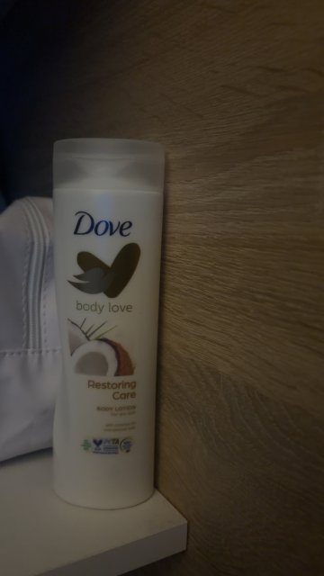 Dove Balsam do ciała, Nawilżający, Body Love, Essential Care 