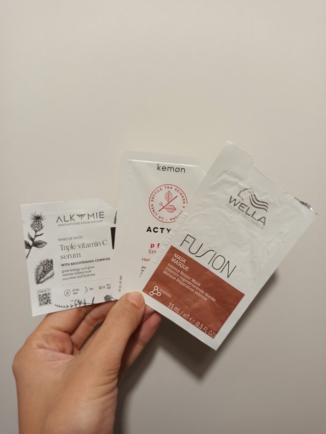 Denkowanie część druga :)  Kwiecień w wiosenno-wielkanocnych barwach - denkuję w żółci, zieleni, bieli i różu. 🐣🍀🐇🌸