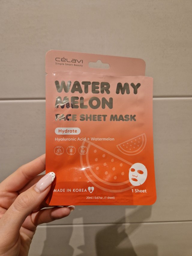 Denkowanie część druga :)  Kwiecień w wiosenno-wielkanocnych barwach - denkuję w żółci, zieleni, bieli i różu. 🐣🍀🐇🌸