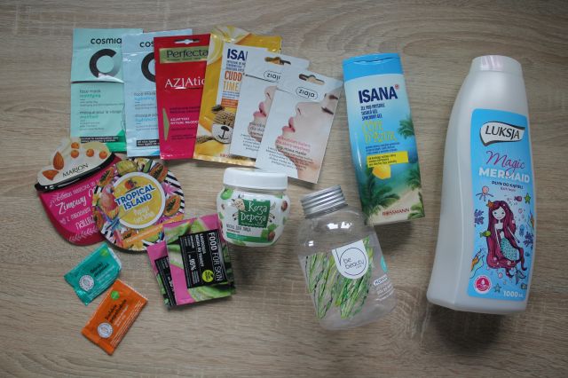 akcja denkowanie! grudzień - kosmetyki w świątecznych opakowaniach i świątecznych kolorach 🎄❄️⛄🎀🎁🎅