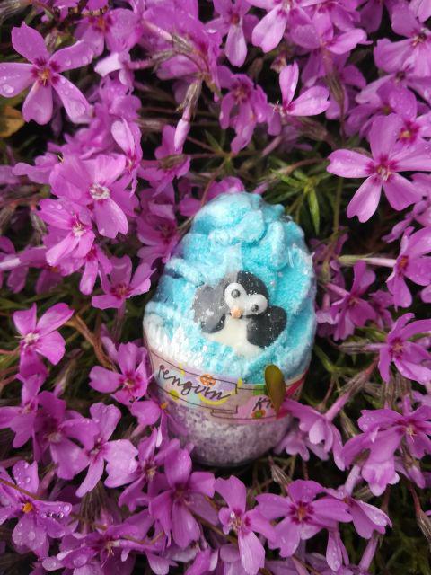 Bomb Cosmetics Babeczka do kąpieli, Penguin Kisses