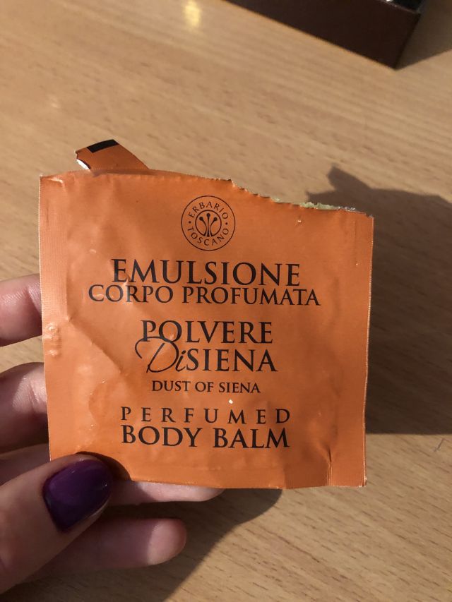 akcja denkowanie! grudzień - kosmetyki w świątecznych opakowaniach i świątecznych kolorach 🎄❄️⛄🎀🎁🎅