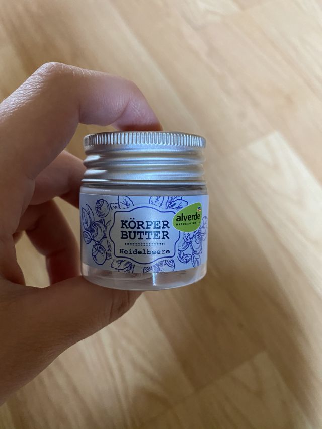 akcja denkowanie! grudzień - kosmetyki w świątecznych opakowaniach i świątecznych kolorach 🎄❄️⛄🎀🎁🎅