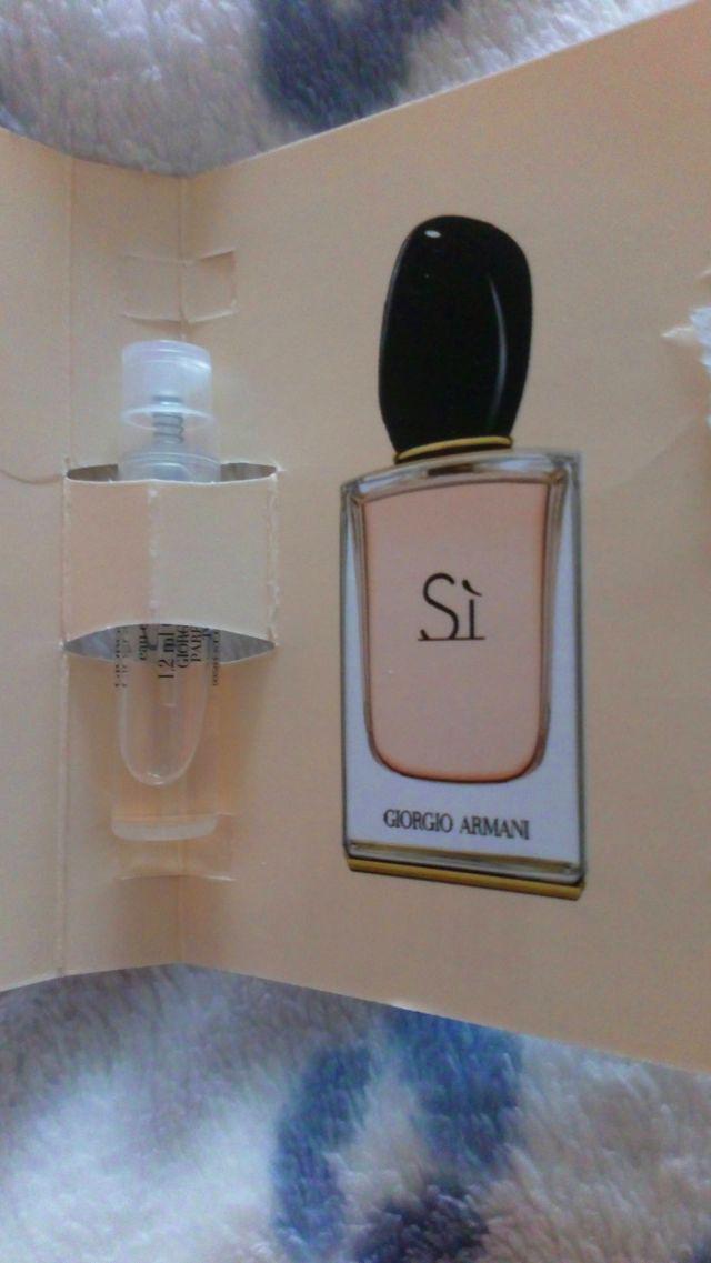 Armani Sì mega kobiece