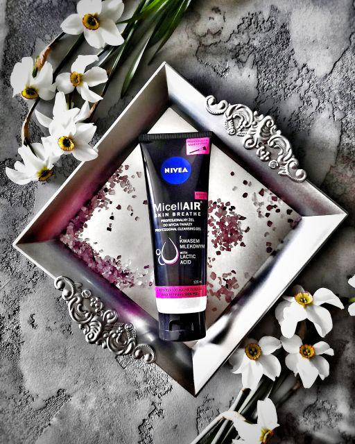 Nivea MicellAIR Skin Breathe, Profesjonalny żel do mycia twarzy
