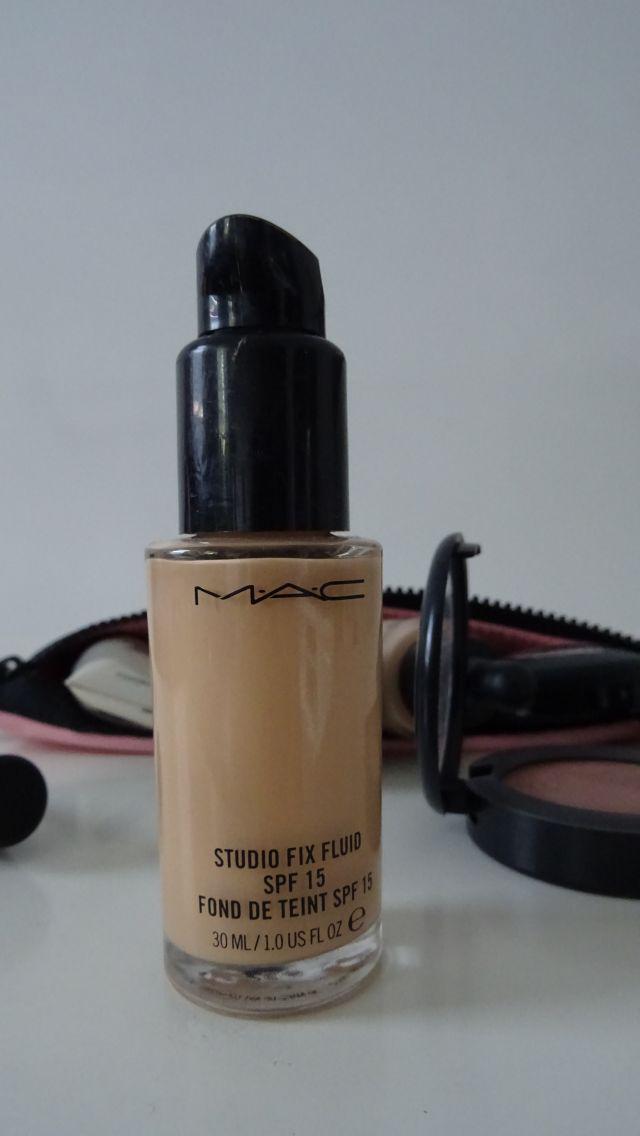 Mac Studio Fix Fluid, Podkład do twarzy, SPF 15, nr NC13