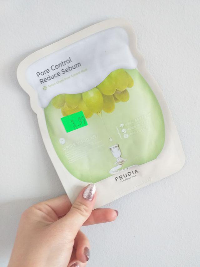 Frudia Maska do twarzy w płacie, Green Grape Pore Control