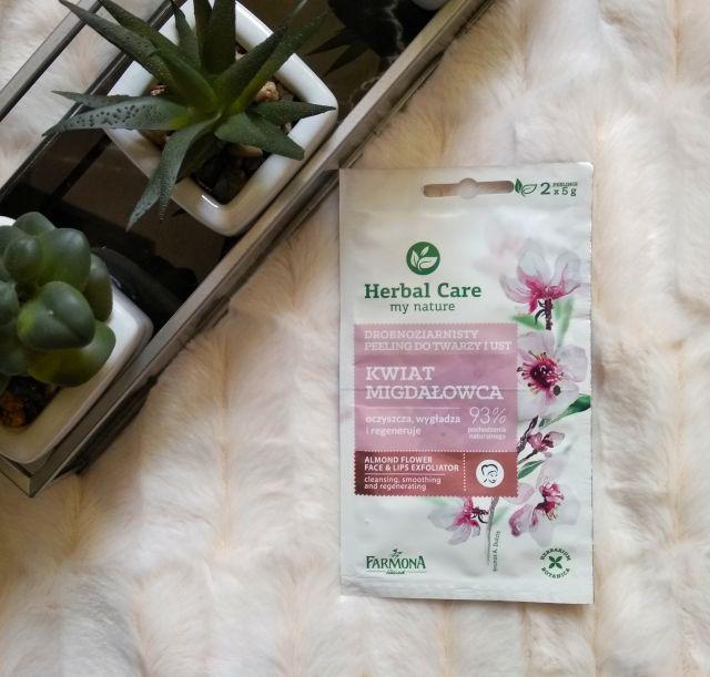 Farmona Herbal Care, Drobnoziarnisty peeling do twarzy i ust, Kwiat migdałowca