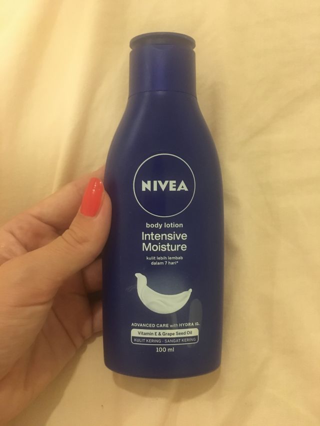 akcja denkowanie! grudzień - kosmetyki w świątecznych opakowaniach i świątecznych kolorach 🎄❄️⛄🎀🎁🎅