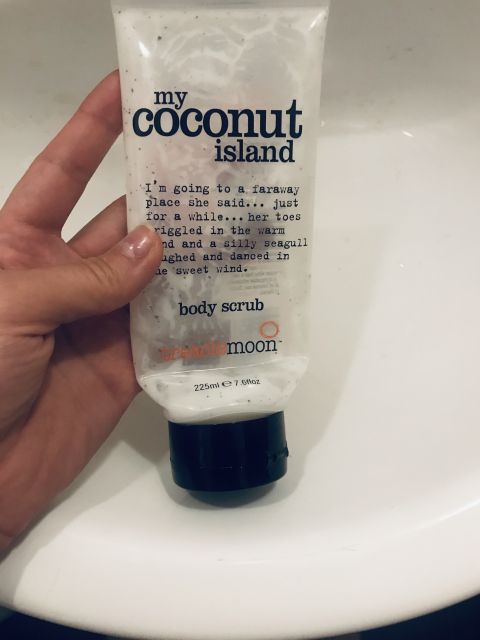 akcja denkowanie! grudzień - kosmetyki w świątecznych opakowaniach i świątecznych kolorach 🎄❄️⛄🎀🎁🎅