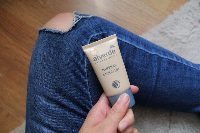 Alverde Podkład do twarzy, Matujący, Mineralny, nr 01 Naturelle 