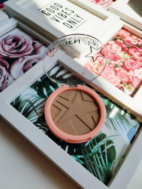 Lovely Golden Glow, Puder do konturowania twarzy, nr 3 Cool Brown