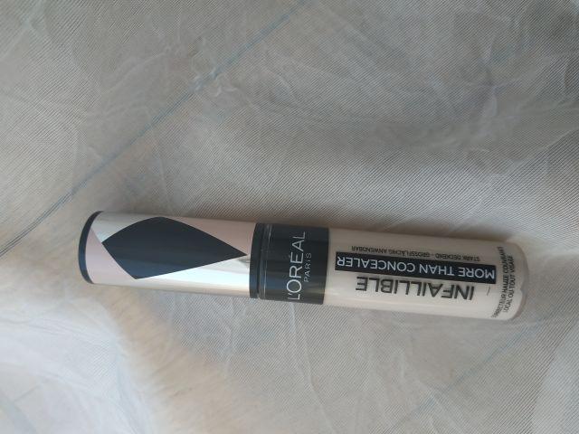 L'Oréal Infallible, More Than Concealer, Korektor do twarzy i pod oczy, nr 320 Porcelain