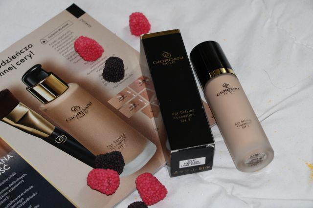 Oriflame Giordani Gold, Age Derying Foundation, Podkład do twarzy, SPF 8, Light Ivory