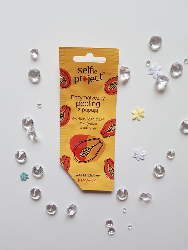 Selfie Project Peeling do twarzy, Enzymatyczny, Kwas migdałowy i papaya