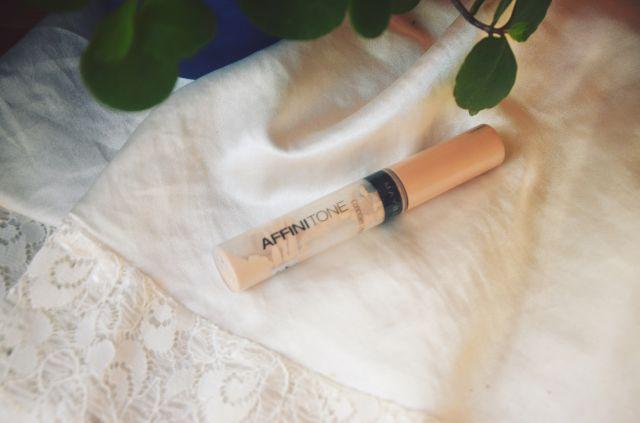 Maybelline Affinitone, Korektor, nr 01