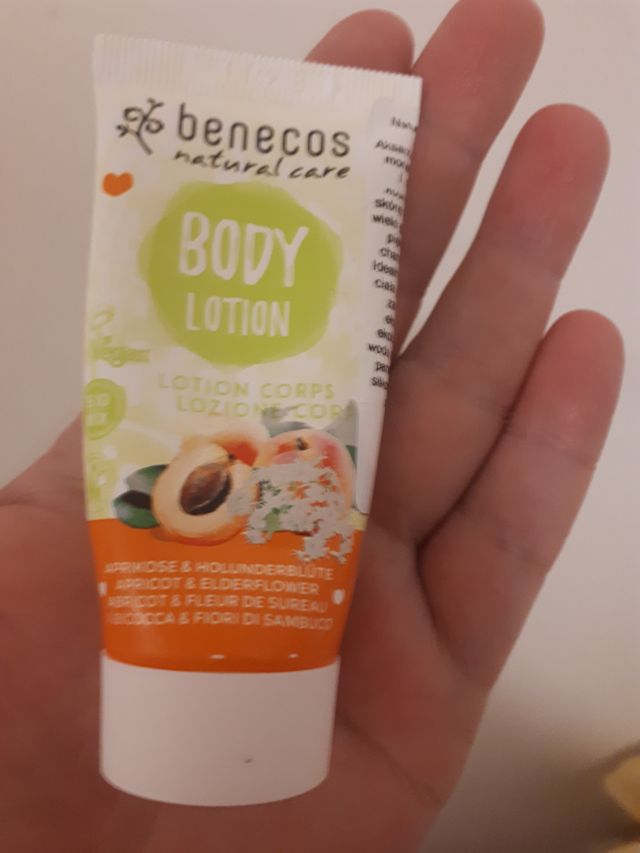 akcja denkowanie! grudzień - kosmetyki w świątecznych opakowaniach i świątecznych kolorach 🎄❄️⛄🎀🎁🎅