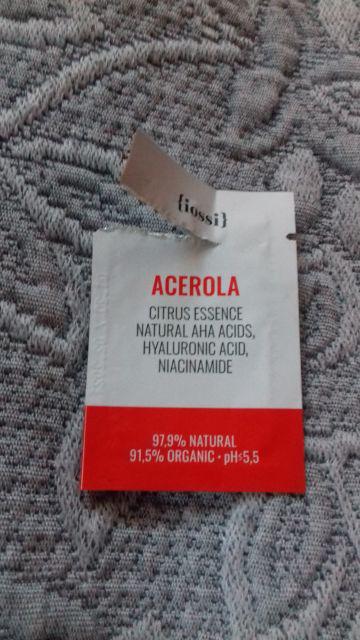 Iossi Acerola, Cytrusowa esencja, Naturalne kwasy AHA, Kwas hialuronowy, Niacynamid