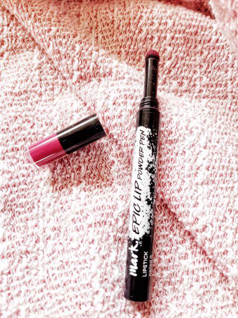 Avon Mark, Epic Lip Powder Pen, Szminka do ust w pudrze, Be So Sweet