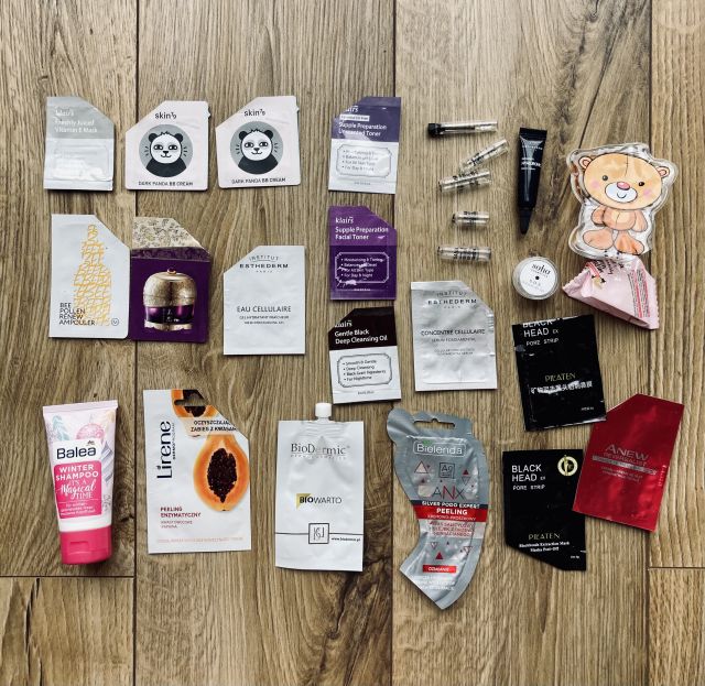 akcja denkowanie! grudzień - kosmetyki w świątecznych opakowaniach i świątecznych kolorach 🎄❄️⛄🎀🎁🎅